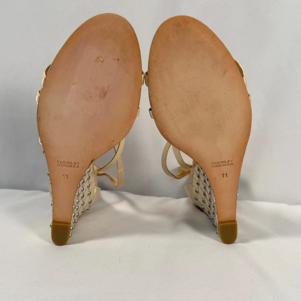 Badgley Mischka Bridal Wedge Sandals Ivory Satin‎ Rinestones Strappy Womens 11